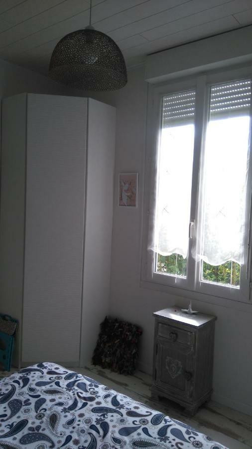 Chambre privée dans une maison avec jardin Saint-Sébastien-sur-Loire Exterior foto